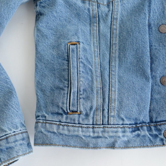💙Levis Ex-Boyfriend Sherpa Trucker Denim Jean Jacket Size M💙 - Picture 6 of 13